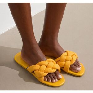 VIRAL ROTHYS yellow bubble sandal, Sz 10, $135